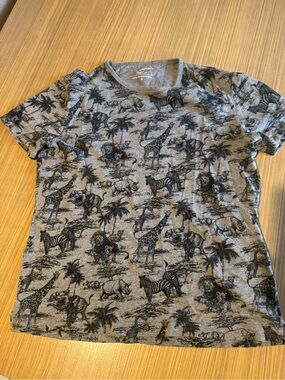 Banana Republic Grey and Black Safari Animal Print Tee